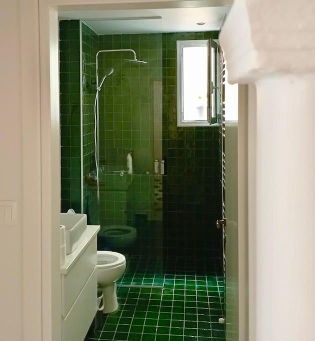 Stylish City Flat Near Promenade テッサロニキ エクステリア 写真